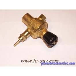 Robinet Oxygène pour Poste à Souder Oxypower 60 & CV 60 Campingaz Robinet Oxygène pour Poste à Souder Oxypower 60 & CV 60 Campingaz
